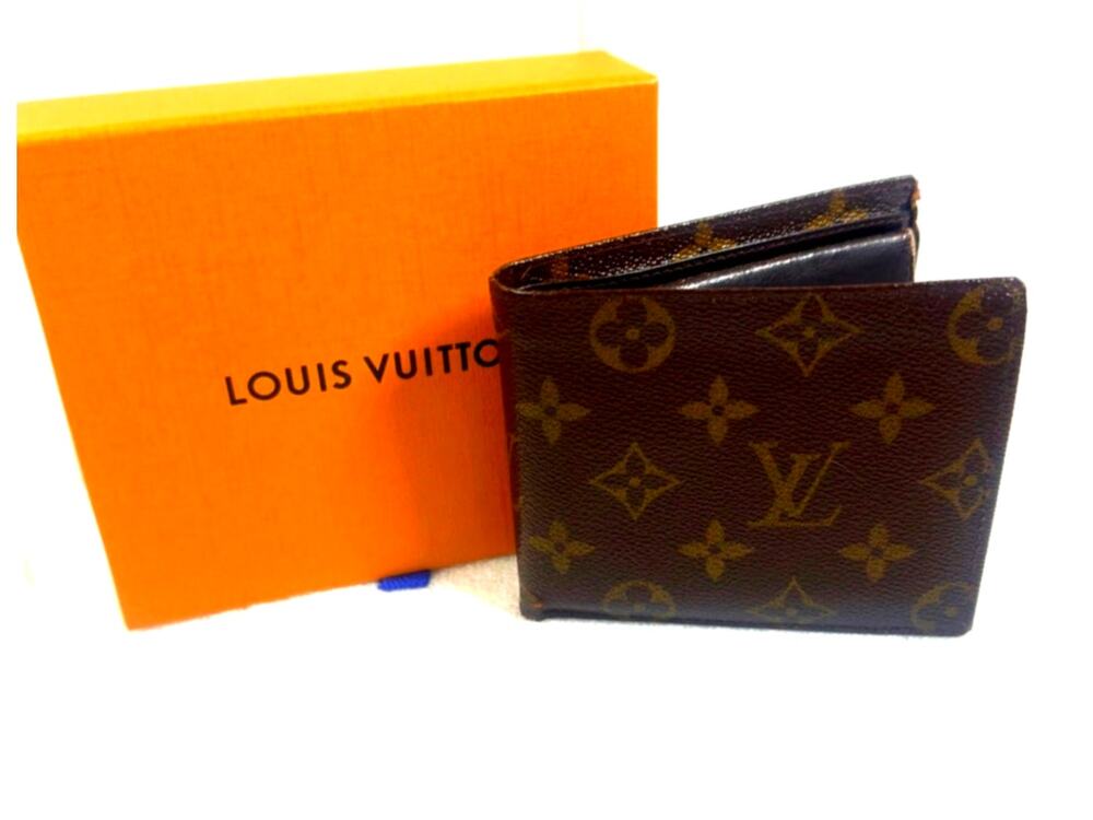 Louis Vuitton Men’s Bifold Wallet w/ Coin Pocket Monogram + Box